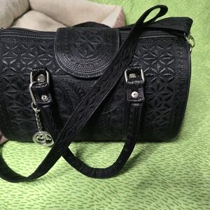 Chic Black Embroidered Shoulder Bag